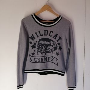 Wild Cat Champ Crest Sweatshirt Cheerleader Sweater Football Pro Sport rEtro Top